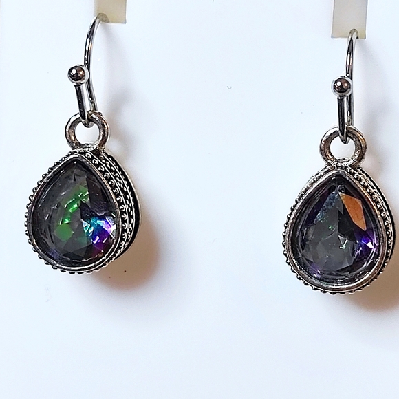 Mystic Topaz Purple Blue Green Rainbow Teardrop Pierced Silver Tone Earrings NEW - Picture 1 of 12
